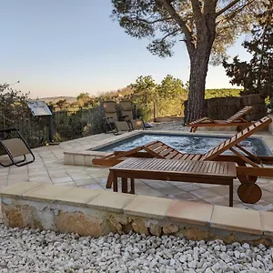  Farm stay Feudo Del Biviere Italy